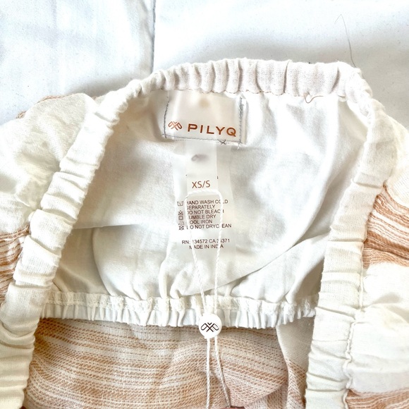 Pilyq crop top - Picture 3 of 4